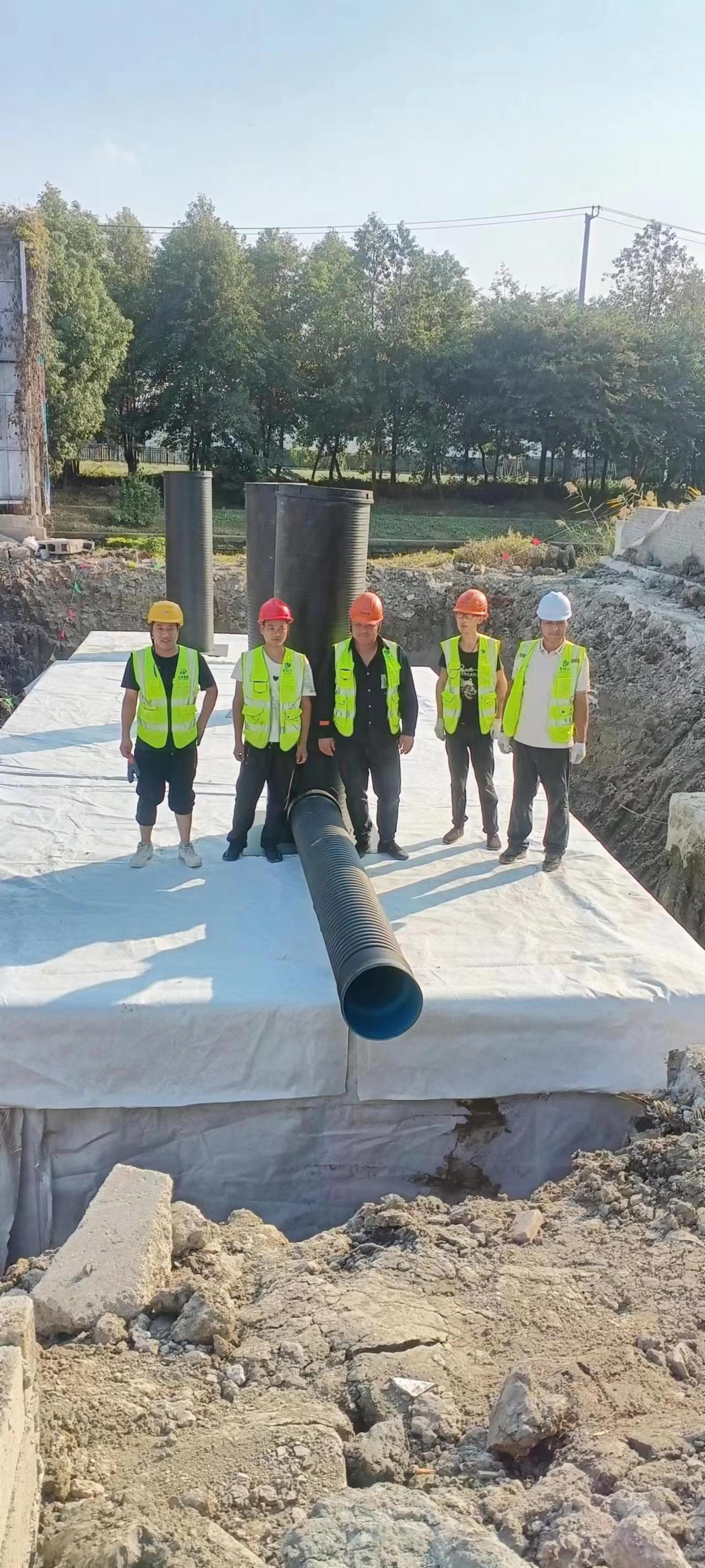 1700100739153891.jpg 3.jpg